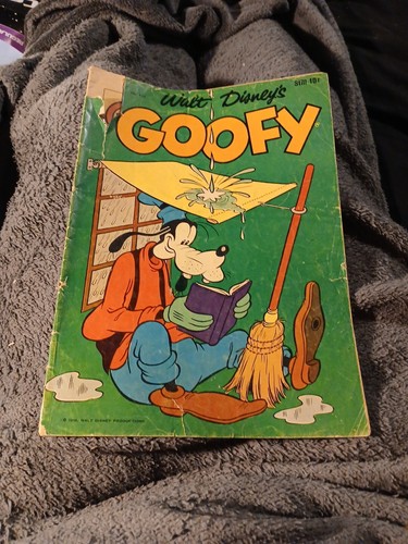 Walt disney goofy dell - walt,